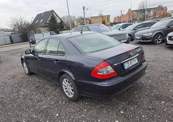 Mercedes-Benz Klasa E cena 18900 przebieg: 360000, rok produkcji 2006 z Bydgoszcz małe 67